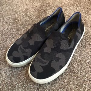 Rothys - The Sneaker - Grey Camo - Size 7